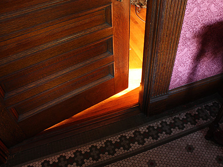 080815_opendoor.jpg