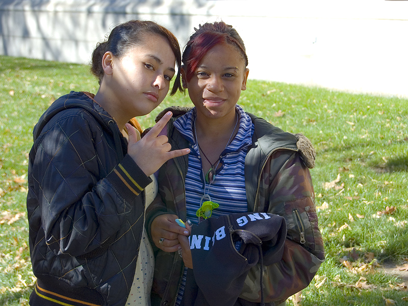 081020_library-pair_0454.jpg