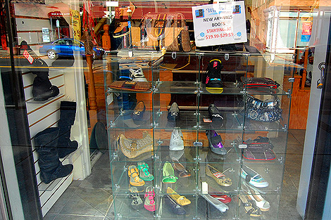 081119_main-shoes_0697-470.jpg
