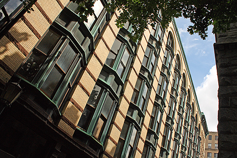20090831_facade_1254-470.jpg